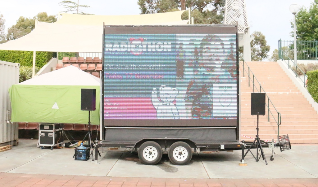 Trailer-Mounted Outdoor LED Screen (12m?)